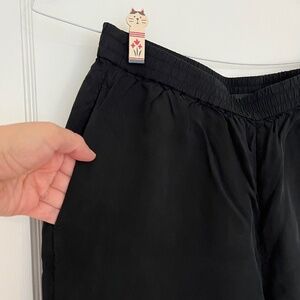 J Crew Eco Cupro Pull-on Crop Pant in Black | Size 4